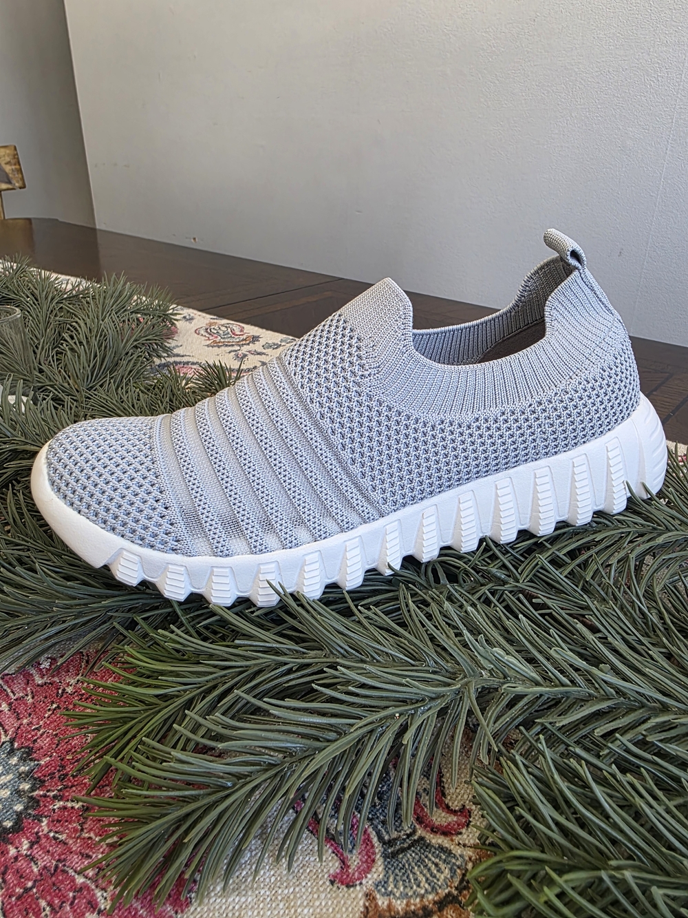 bernie mev. Women's Wylie Slip-on Sneakers in Light Grey